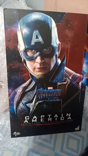 Capitão América end game hot toy 