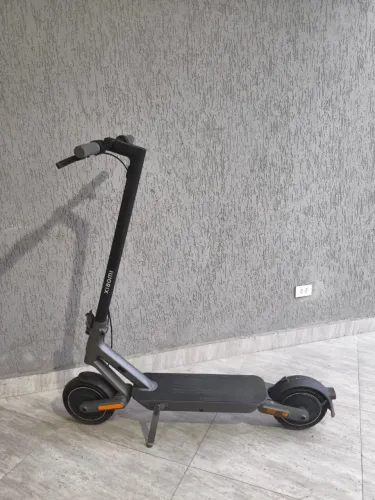 Patinete Xiaomi 4 Ultra seminovo