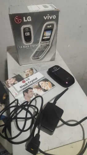 Celular LG mg230d vinho 