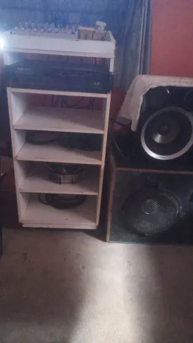 MESA DE SOM USADA COMPLETA FUNCIONANDO TOCANDO ACEITO OFERTAS OU TROCAS