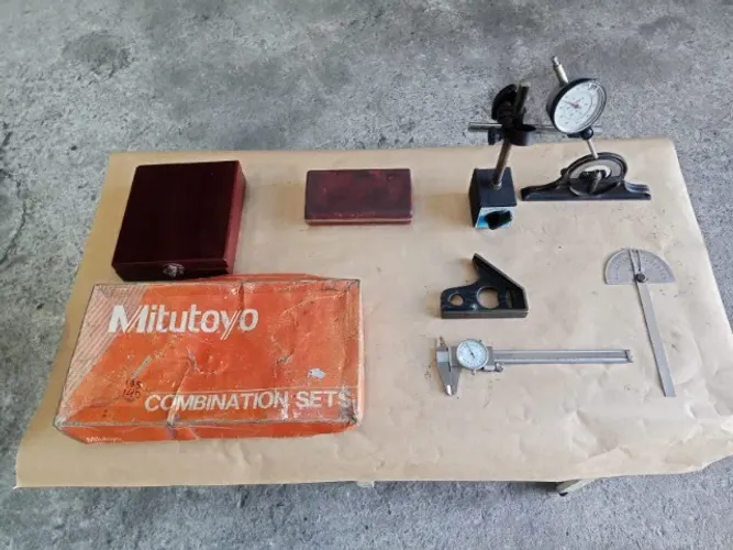 Kit Relógio Comparador, Paquimetro Tudo Por / -- 01231 Nc