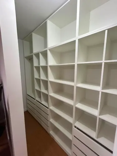 Guarda Roupa Closet Casal, Nichos, cabideiro