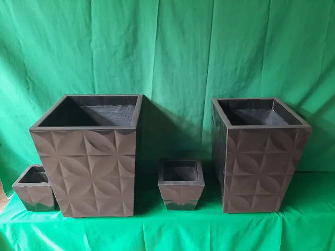 Lindos vasos para plantas, perfeitos para decorar seu jardim ou ambiente, a partir de 20$.
