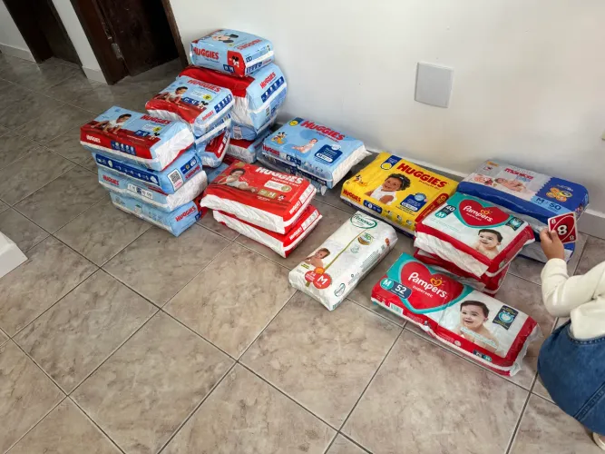 Lote de fraldas fechadas - tamanhos diversos
