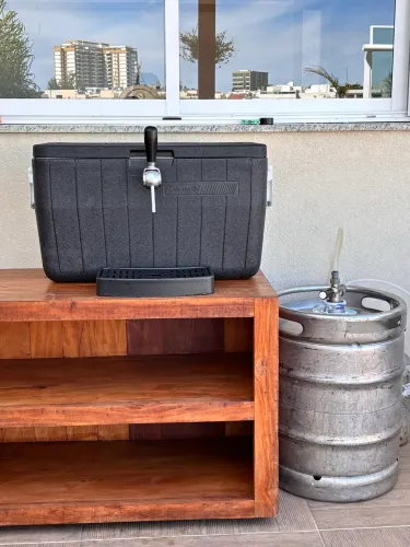 CHOPEIRA A GELO PROFISSIONAL - ALTO FLUXO (COLEMAN 45L)