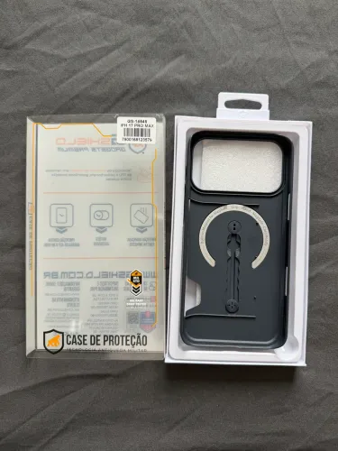 Capa 17 pro max tecnologia militar