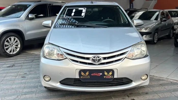 Toyota Etios X 1.3 Flex 16V 5P Mec. 2017