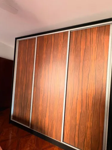Guarda Roupa Madeirado com Preto