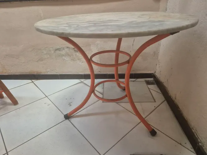 Mesa tampo granito
