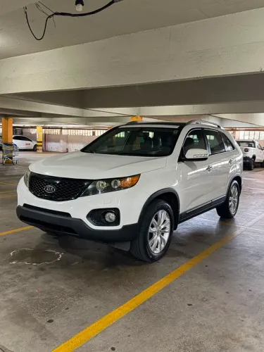 Kia Motors Sorento 3.5 V6 24V 278cv 4X2 Aut. 2013