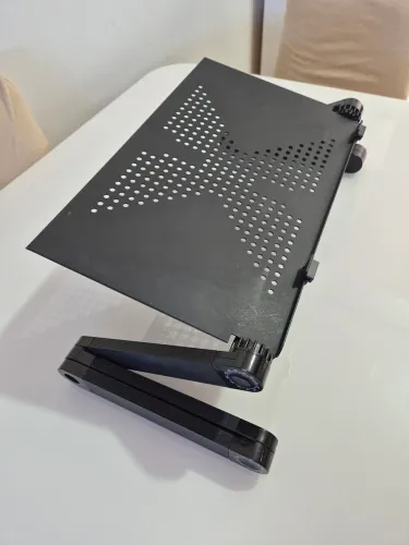 Suporte articulado para Notebook 