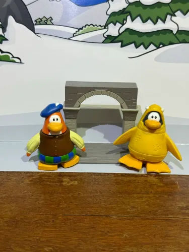 Club penguin peixe artista e cenário