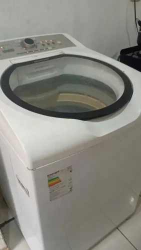 Maquina de lavar Brastemp 15 kilos semi nova 4 meses de garantia perfeito estado