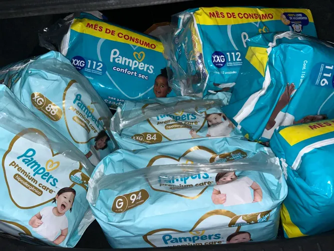 VENDO FRALDA PAMPERS G XG XXG PREÇO