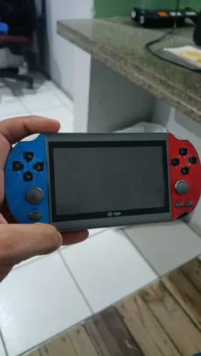 Console portátil com vários emuladores