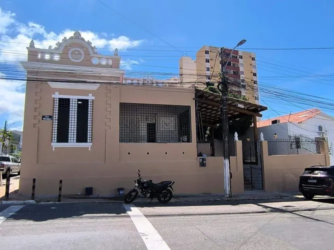 Casa Comercial para aluguel, 12 quartos, 2 vagas, Centro - Aracaju/SE