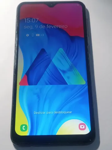 Celular Samsung Galaxy M10 de 32GB 2 de RAM aparelho básico funcionando normal 