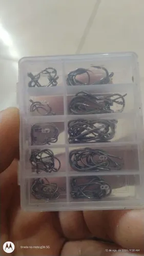 Anzóis para pesca preço a combinar telefone 918-8368 WhatsApp