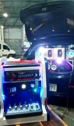 Vende se som automotivo 