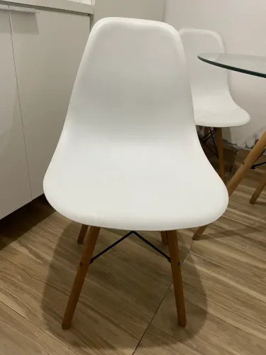 mesa eames eiffel com 4 cadeiras
