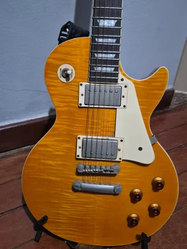 Guitarra Les Paul Epiphone Standard