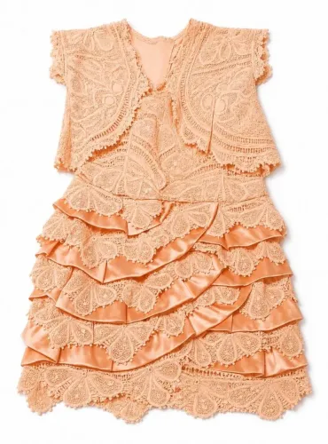 Vestido com bolero em renda renascença