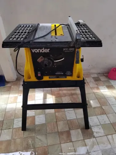 VENDO SERRA DE BANCADA VONDER 127volts com transformador 220volts