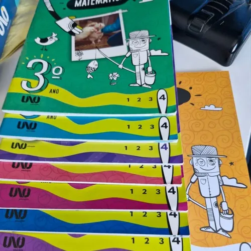 Vendo coleção livros uno 3º ano