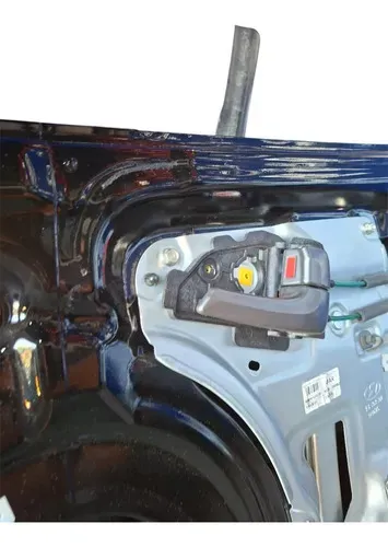Maçaneta Interna Porta Traseira Direita Hyundai Ix35 10/21 Cinza Traseira