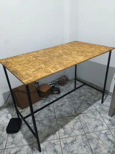 Mesa de Metalon 20x20 tampa de OBS