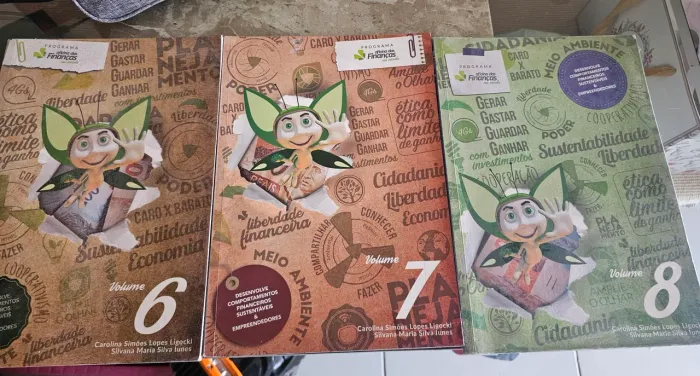 Livro Oficina das Finanças na Escola 