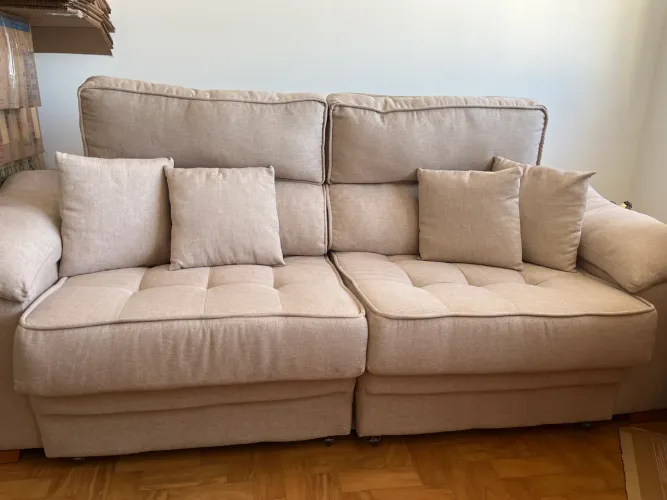 Sofá-cama seminovo