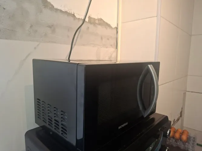 Micro-ondas Mondial 21l 1200w