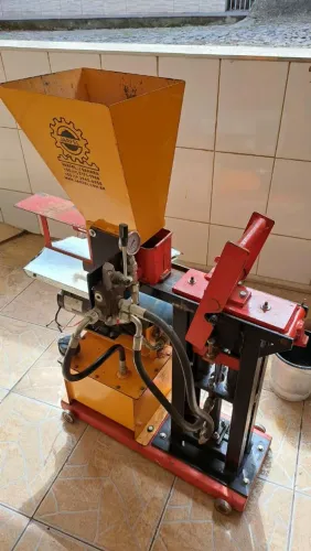 Máquina de tijolos completa com misturador