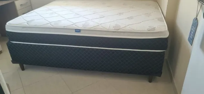 Conjunto BOX Casal UMAFLEX MOLAS ENSACADAS VENEZA 138X66CM - PRETO E BRANCO