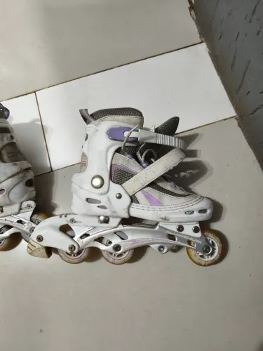 Vendo roller feminino