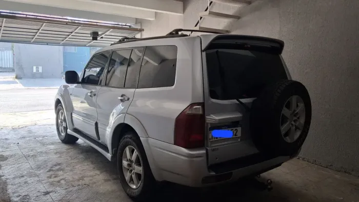 Mitsubishi Pajero HPE Full 3.2 4X4 T.i.dies. 5P AUT 2006