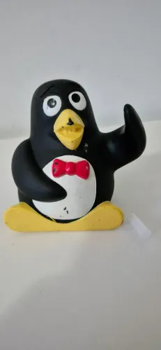 Boneco Whezzy o pinguim do Toy Story da marca Hasbro 2004