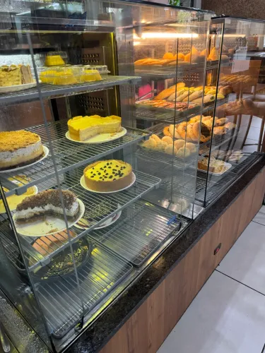 Vendo balcões de padaria