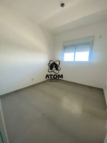 Apartamento com sacada gourmet e ótima localização à venda.