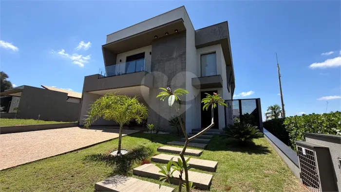 Condomínio com 3 quartos à venda ou para locação em Loteamento residencial e comercial vil