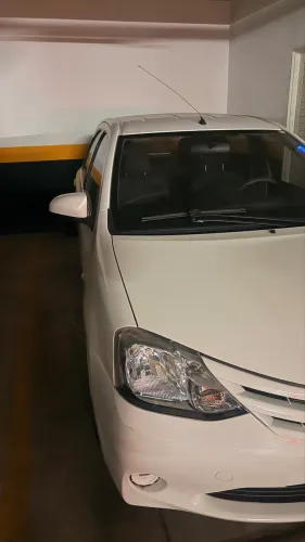 Toyota Etios XS 1.5 Flex 16V 5P Mec. 2014