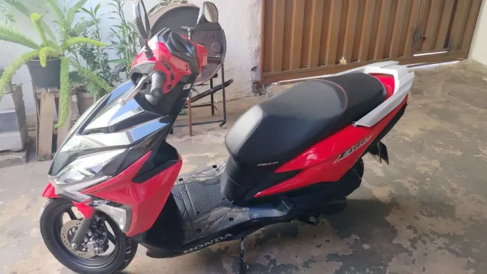 Honda 125 elite particular