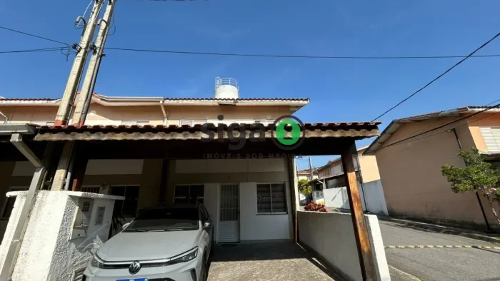 Casa em condomínio à venda no Jaraguá: 82m², 3 dormitórios e 2 vagas