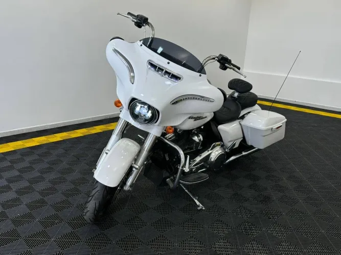 FLHR STREET GLIDE SPECIAL 1700CC BRANCA 2017/2017
