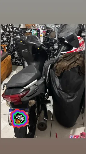 Jet 125ss, 2024/2025, usada só para ir trabalhar e volta pra casa.