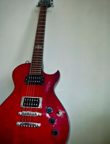 Ibanez art 100 les paul