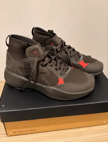 Tênis Jordan Delta 3 - Mid Dark Chocolate Infrared 23