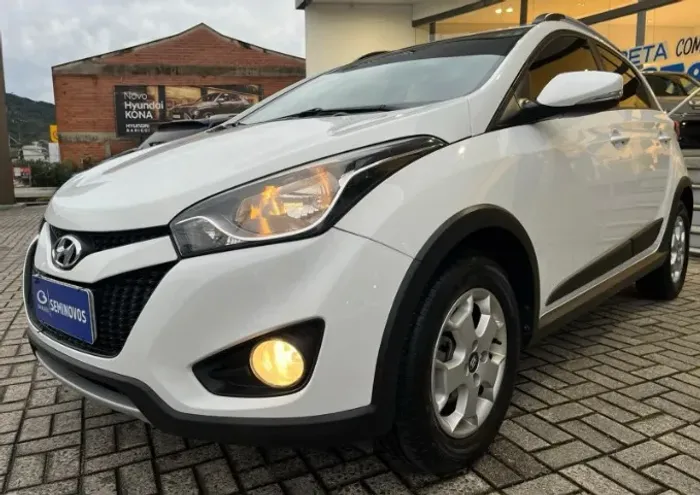 Hyundai HB20X Premium 1.6 Flex 16V Aut. 2014