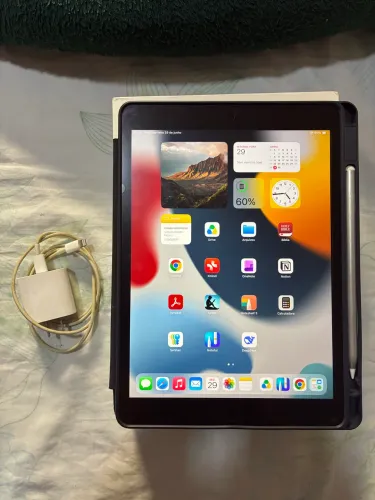 iPad 9 64gb + capa + caneta Baseus
